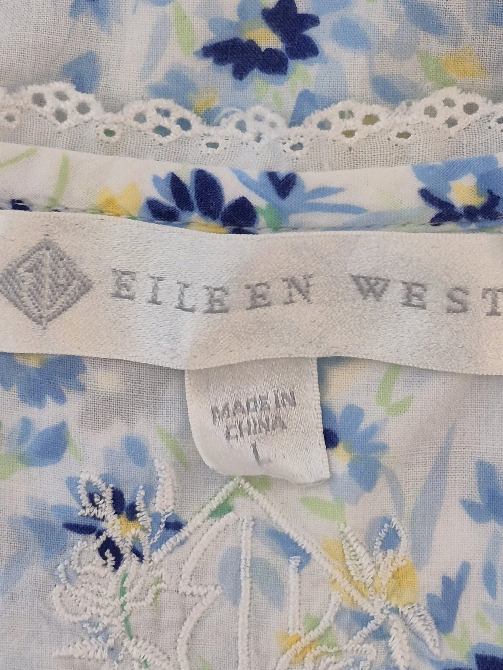 Eileen West "Ditsy" Floral Sleevelees Short Cotton Lawn Nightgown - Picture 8 of 12